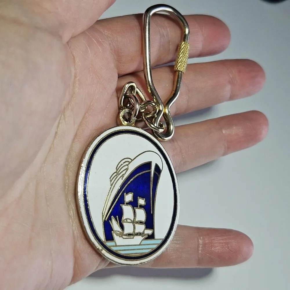 Vintage Enamel statendam Ship Oval gold tone Keychain Keyring